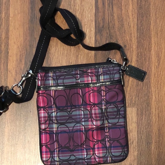3 Coach crossbody purses - Picture 3 of 3